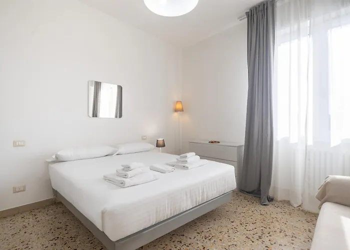 Daire Three-bedroom Floransa